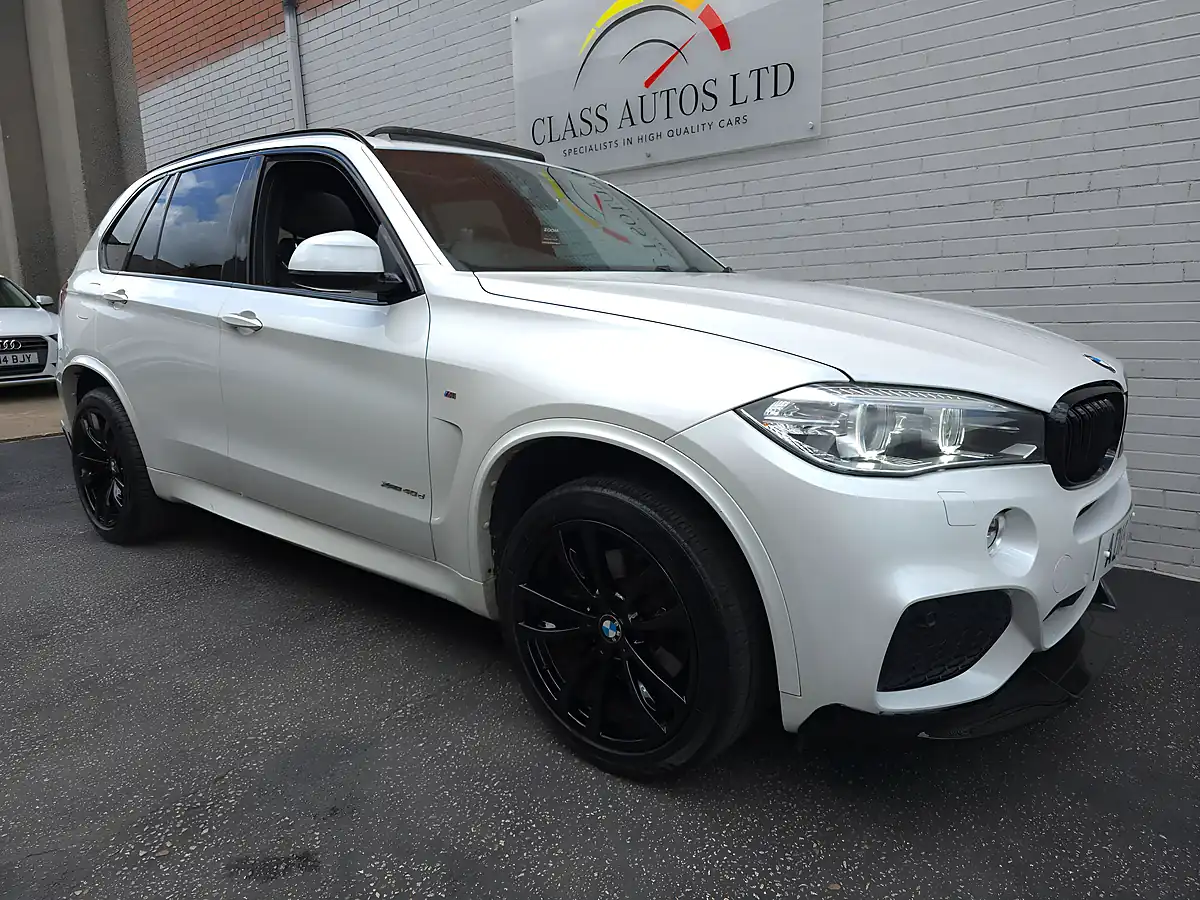 Used 2015 BMW X5 M Sport White - Interior and Exterior details 6