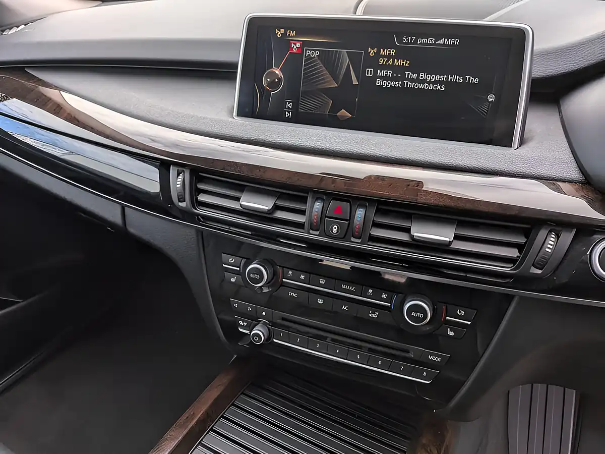 Used 2015 BMW X5 Se Grey - Interior and Exterior details 12
