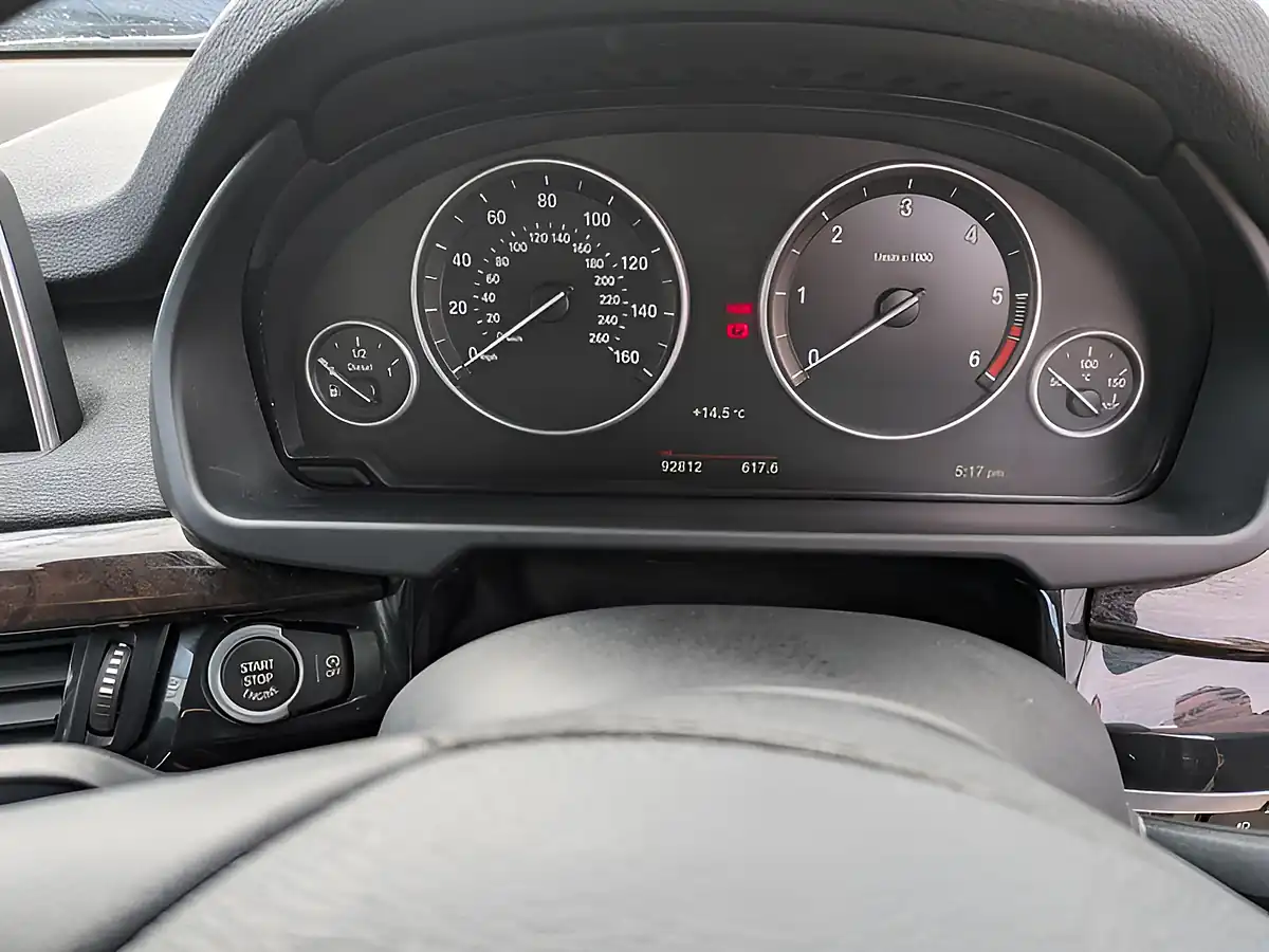 Used 2015 BMW X5 Se Grey - Interior and Exterior details 15