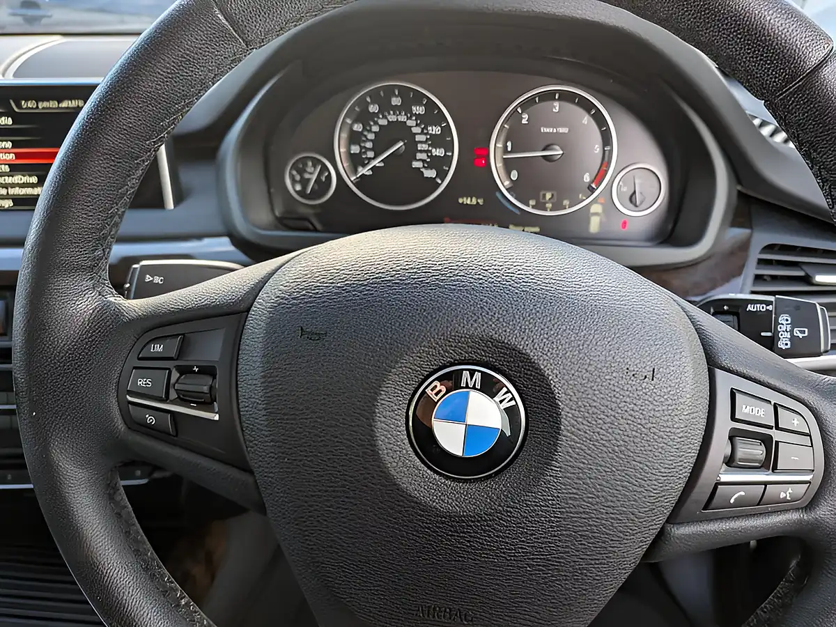 Used 2015 BMW X5 Se Grey - Interior and Exterior details 16