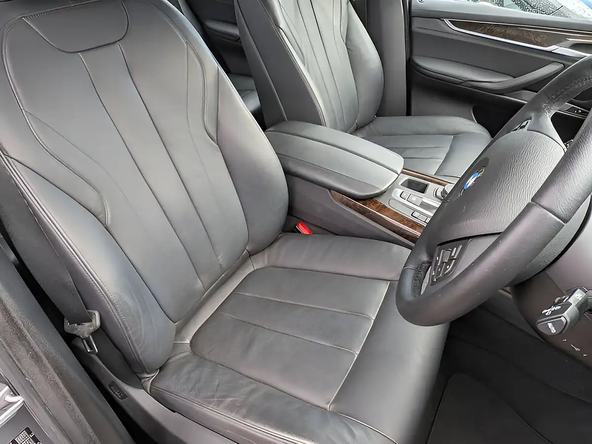 Used 2015 BMW X5 Se Grey - Interior and Exterior details 17
