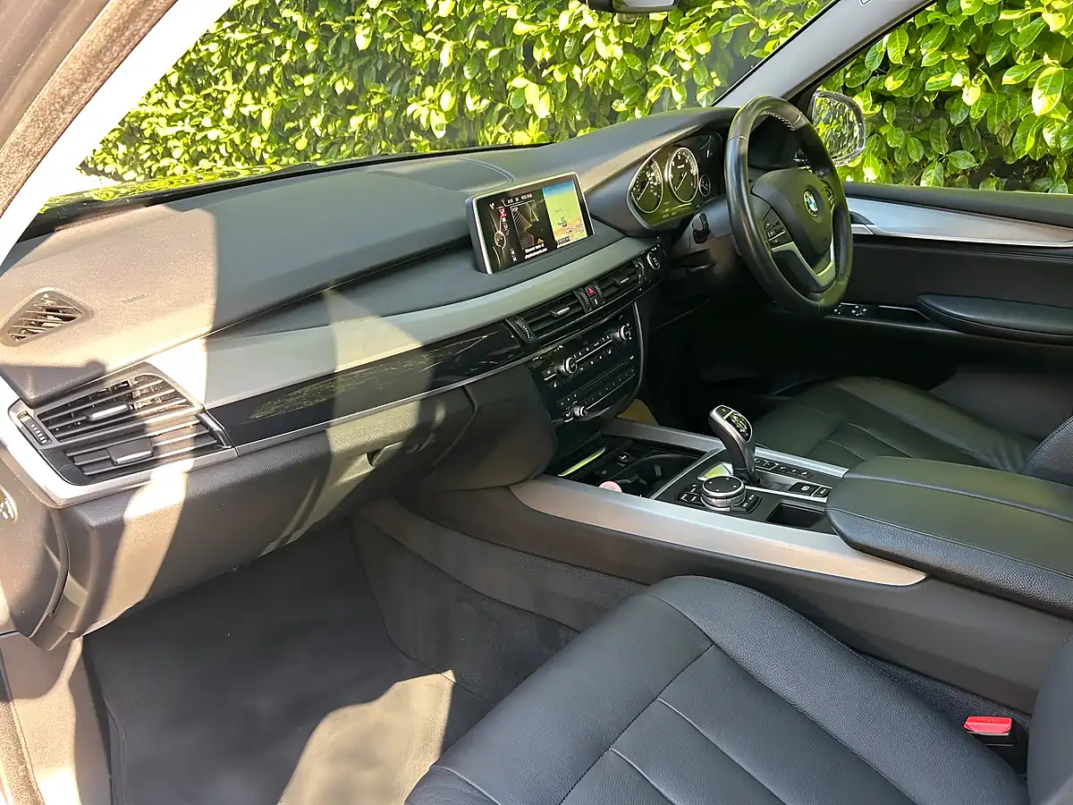 Used 2015 BMW X5 Se Grey - Interior and Exterior details 11