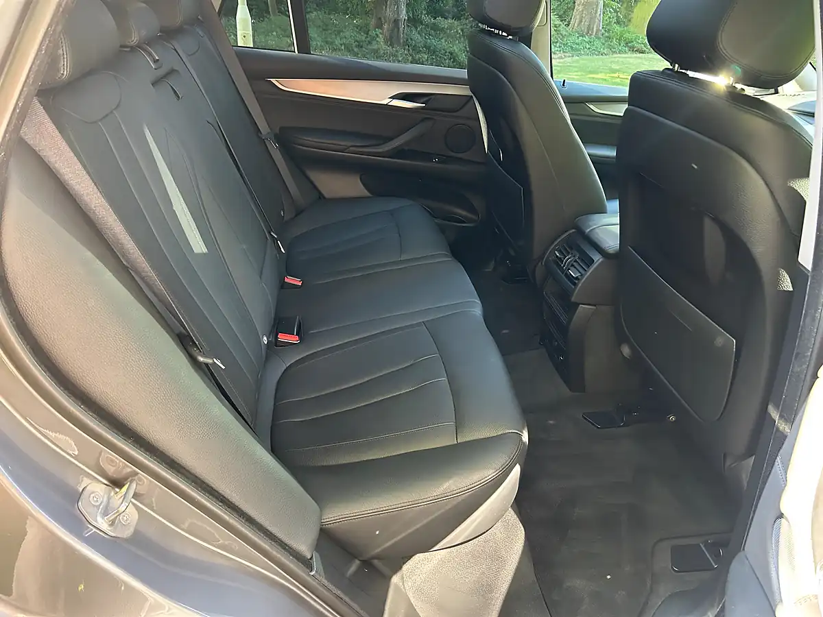 Used 2015 BMW X5 Se Grey - Interior and Exterior details 14