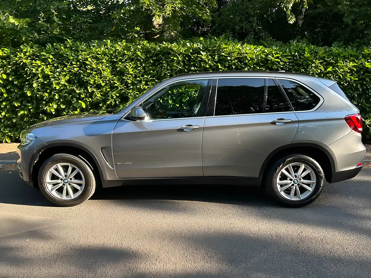 Used 2015 BMW X5 Se Grey - Interior and Exterior details 19