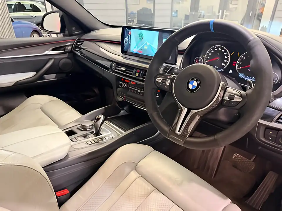 Used 2015 BMW X6 M Blue - Interior and Exterior details 10