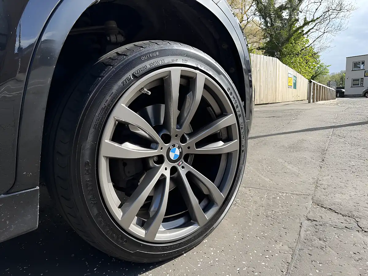 Used 2015 BMW X6 M Sport Black - Interior and Exterior details 6