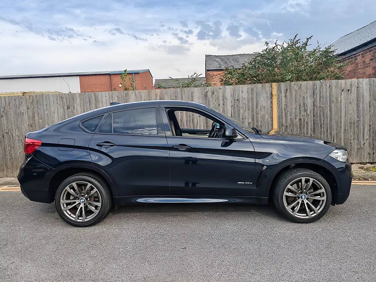 Used 2015 BMW X6 M Sport Black - Interior and Exterior details 6