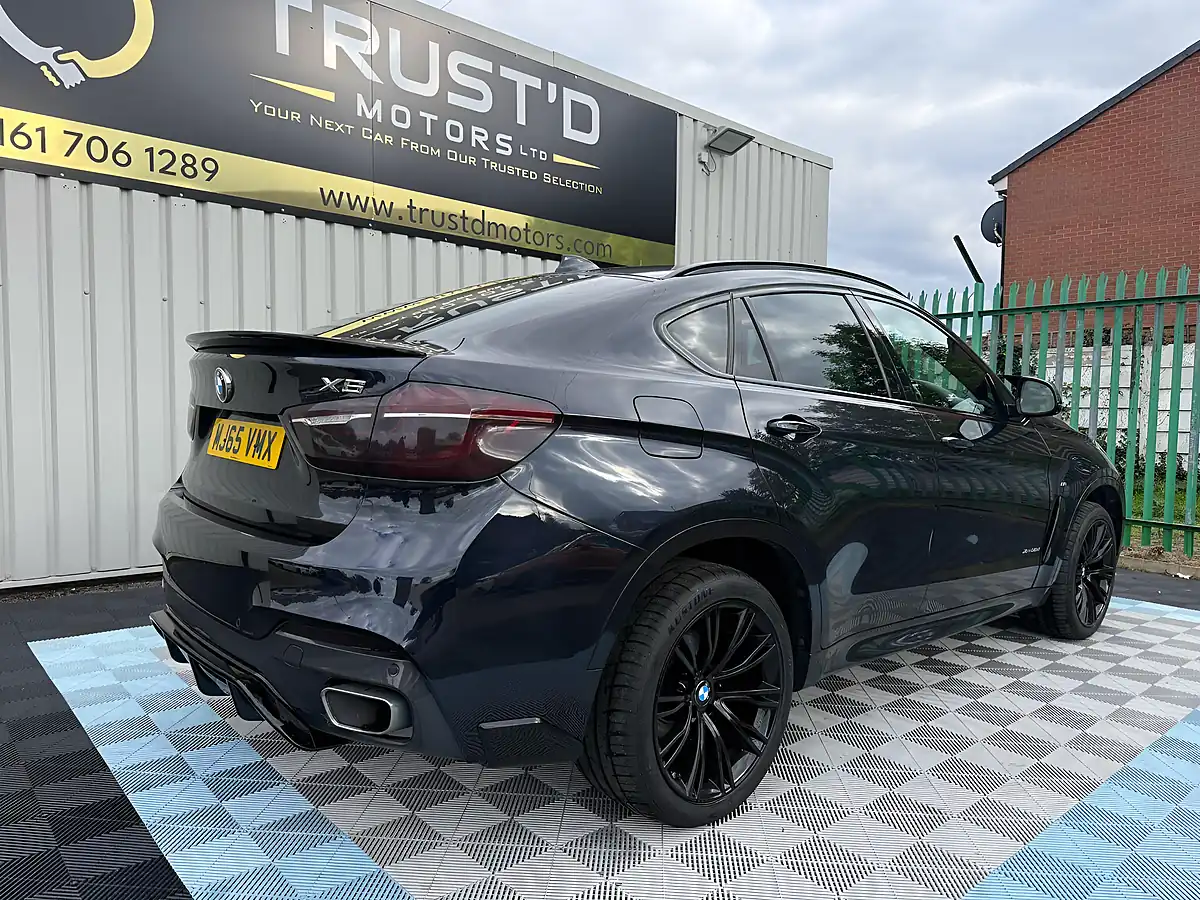 Used 2015 BMW X6 M Sport Black - Interior and Exterior details 11