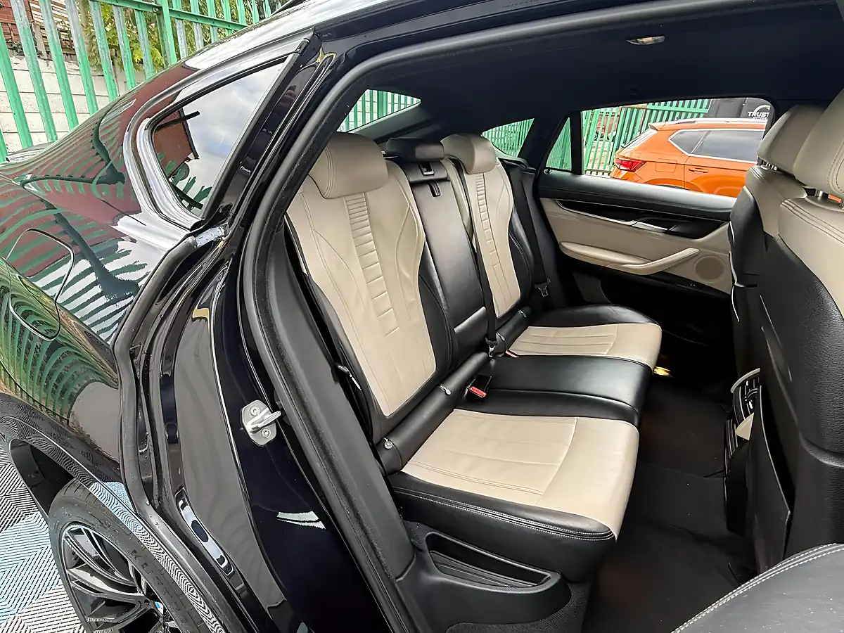 Used 2015 BMW X6 M Sport Black - Interior and Exterior details 14