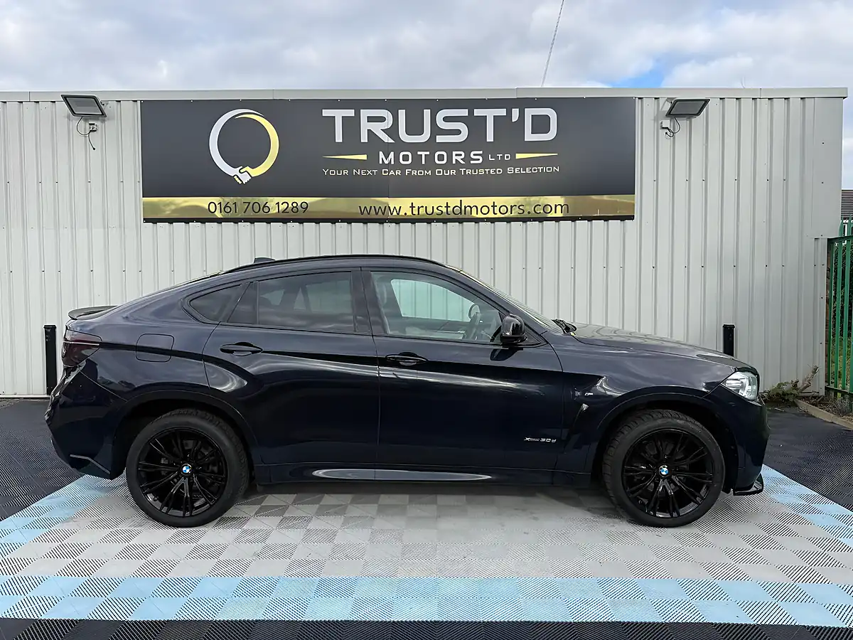 Used 2015 BMW X6 M Sport Black - Interior and Exterior details 8
