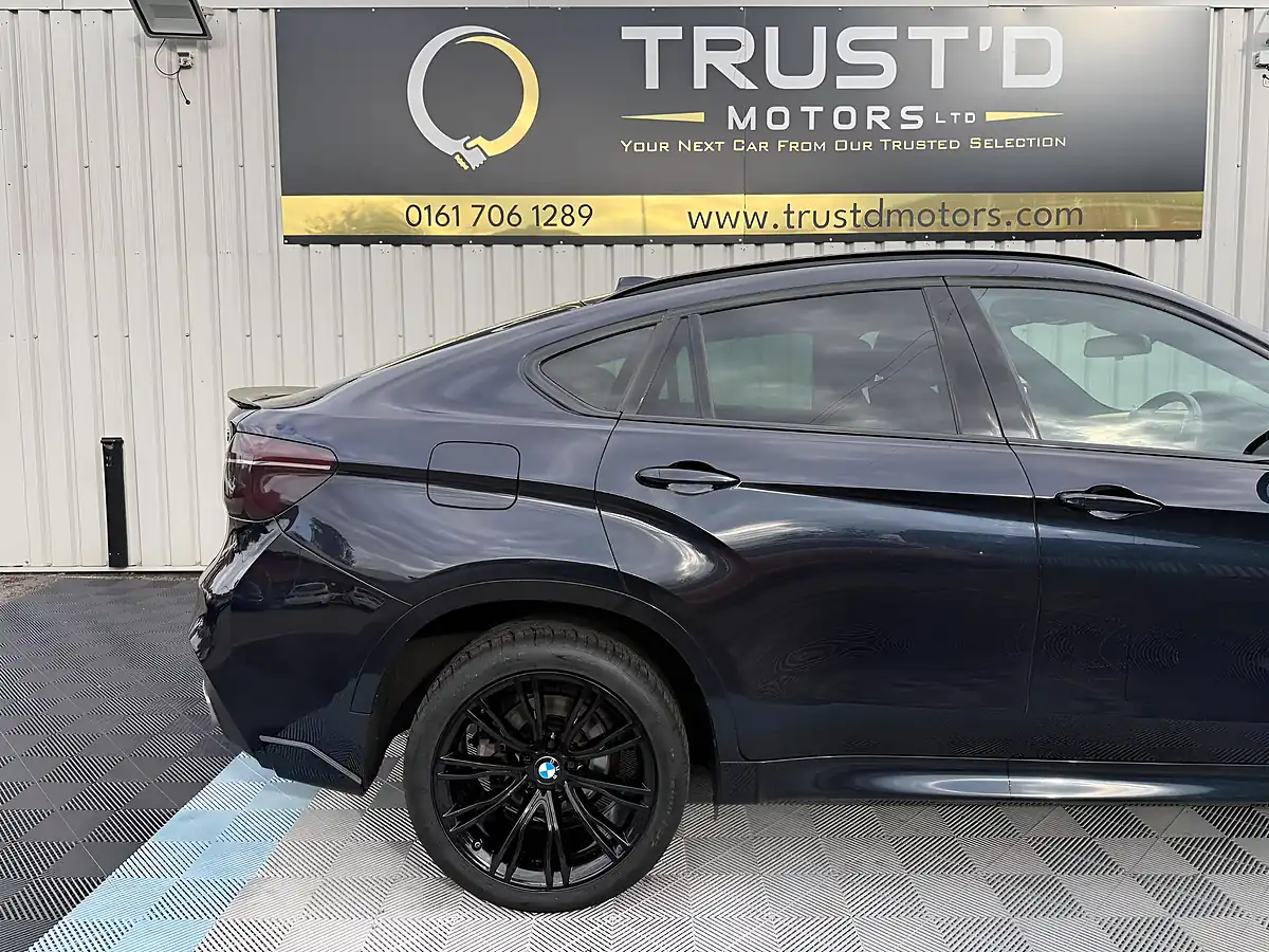 Used 2015 BMW X6 M Sport Black - Interior and Exterior details 9