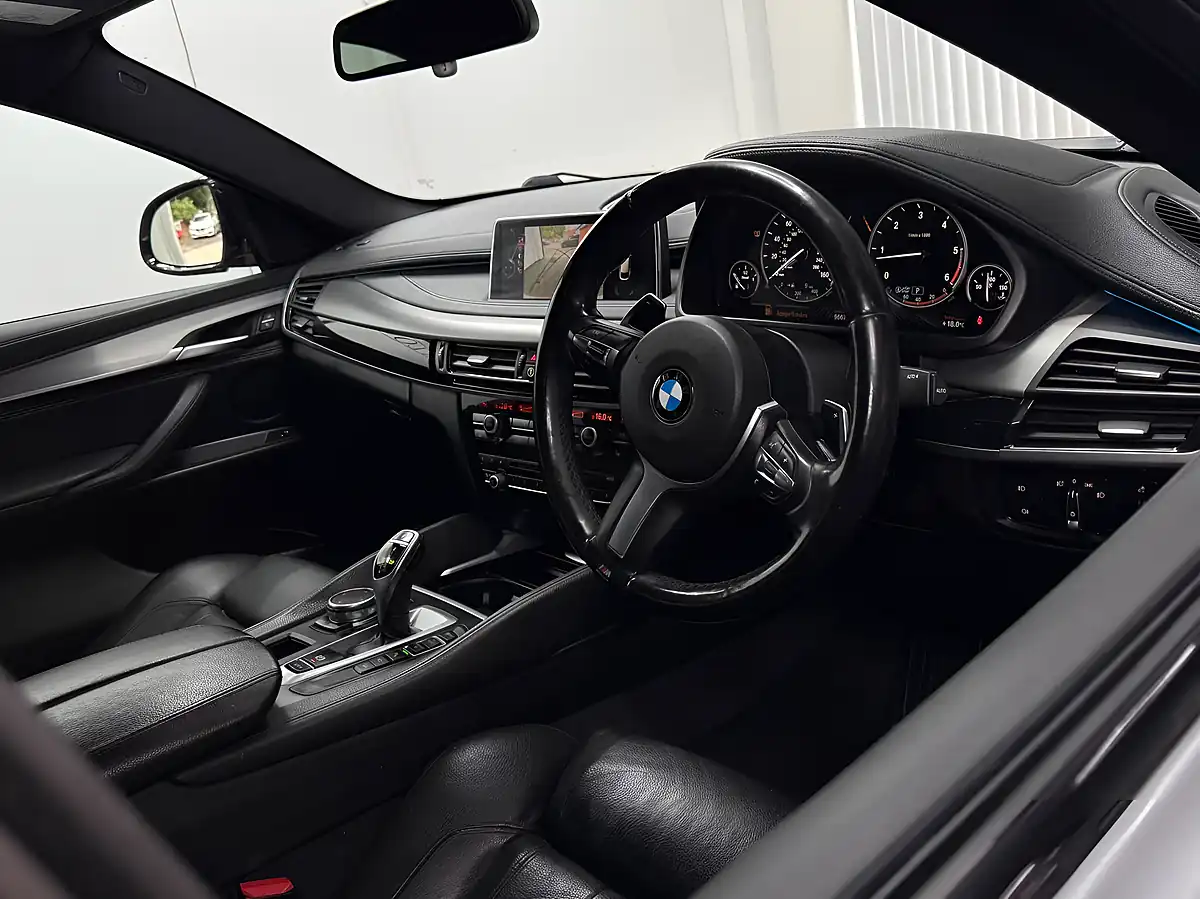 Used 2015 BMW X6 M Sport Grey - Interior and Exterior details 2