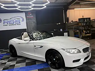 Used 2015 BMW Z4 M Sport Roadster White - Interior and Exterior details 4
