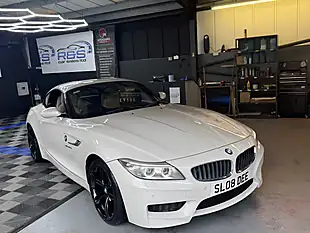 Used 2015 BMW Z4 M Sport Roadster White - Interior and Exterior details 5