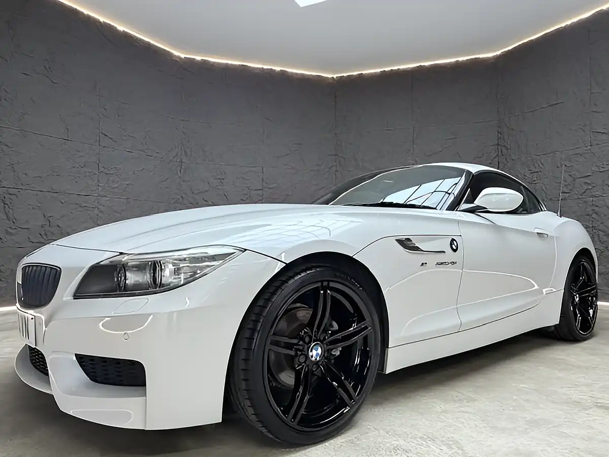 Used 2015 BMW Z4 M Sport White - Interior and Exterior details 10