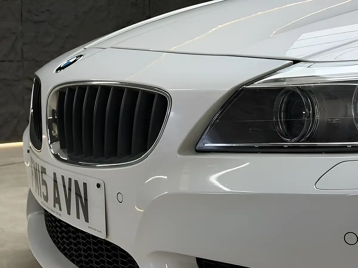 Used 2015 BMW Z4 M Sport White - Interior and Exterior details 12