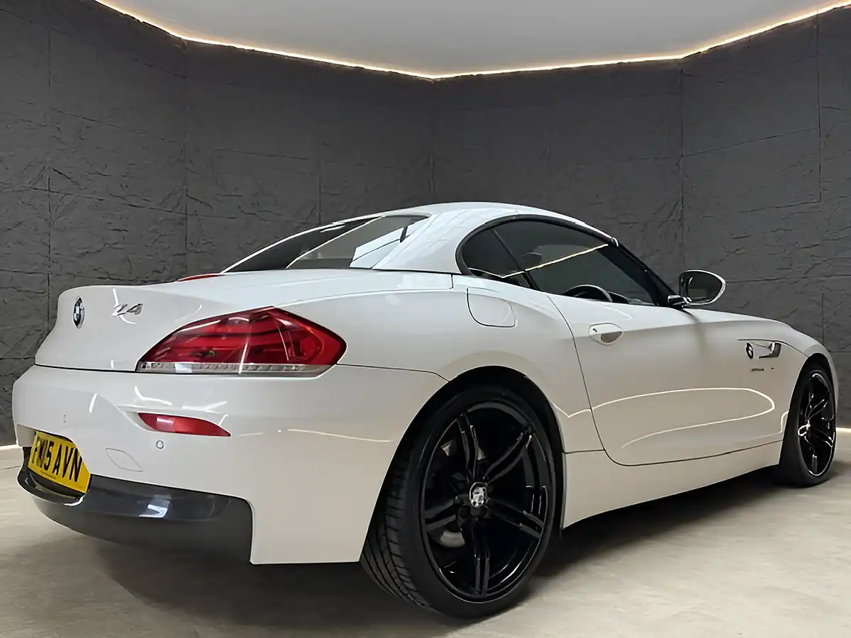Used 2015 BMW Z4 M Sport White - Interior and Exterior details 13