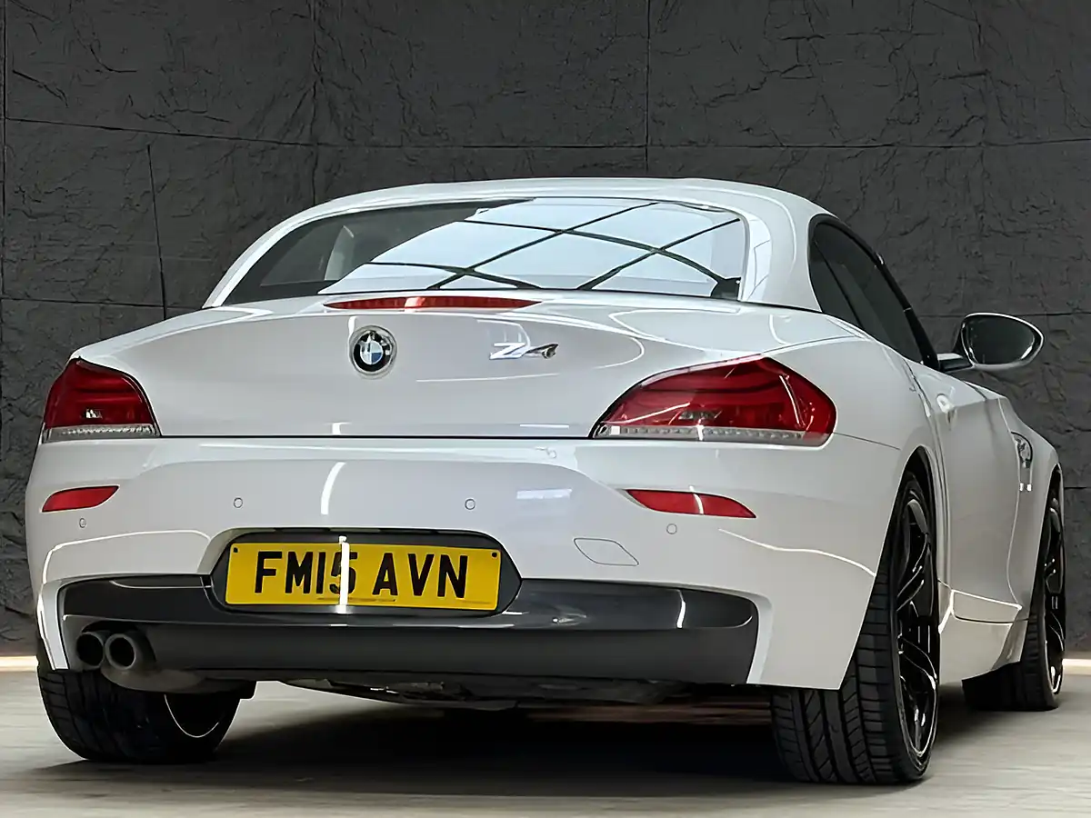 Used 2015 BMW Z4 M Sport White - Interior and Exterior details 14