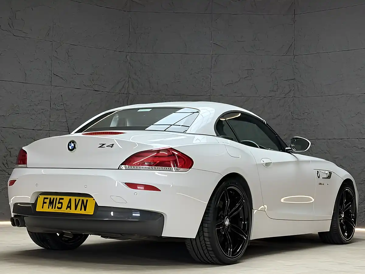 Used 2015 BMW Z4 M Sport White - Interior and Exterior details 16