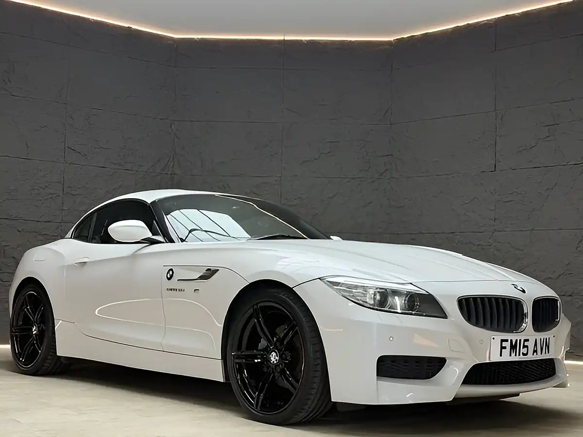 Used 2015 BMW Z4 M Sport White - Interior and Exterior details 2