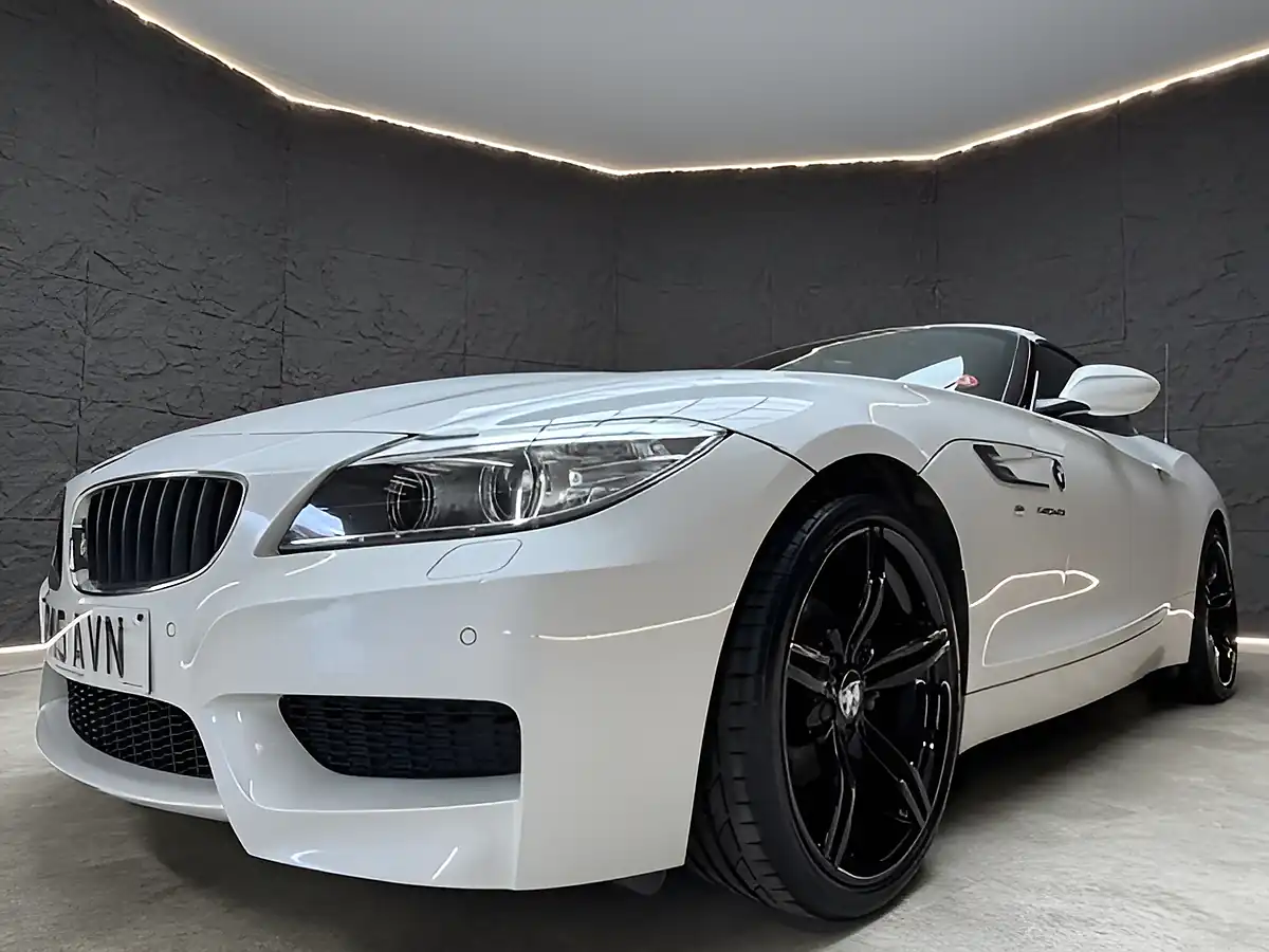 Used 2015 BMW Z4 M Sport White - Interior and Exterior details 7