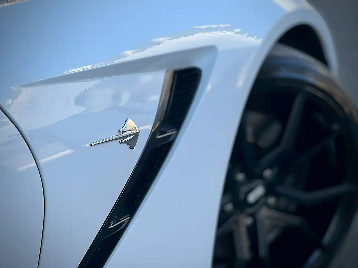 Used 2015 Chevrolet Corvette Stingray 3LT Z51 - Interior and Exterior details 17