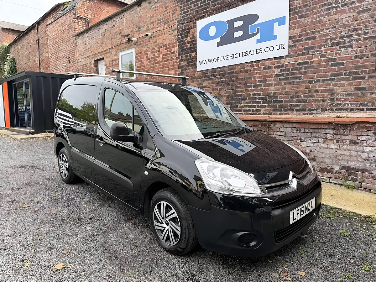 Used 2015 Citroen Berlingo 625 Enterprise Black - Front View