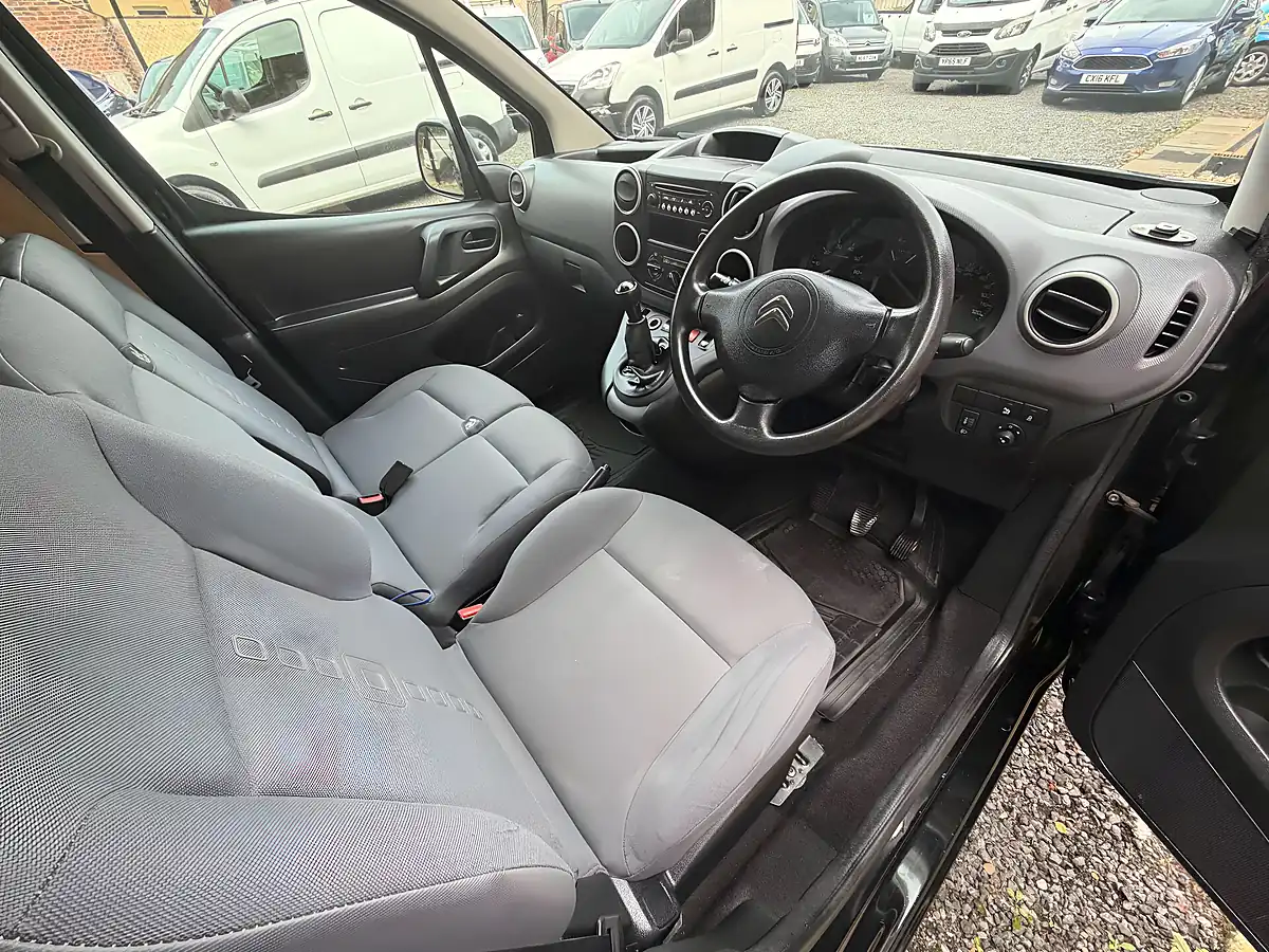 Used 2015 Citroen Berlingo 625 Enterprise Black - Interior and Exterior details 13