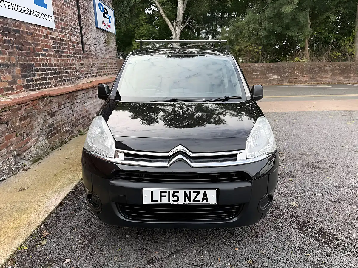 Used 2015 Citroen Berlingo 625 Enterprise Black - Interior and Exterior details 8