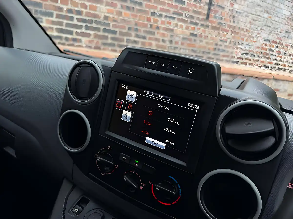 Used 2015 Citroen Berlingo 625 Enterprise Grey - Interior and Exterior details 11