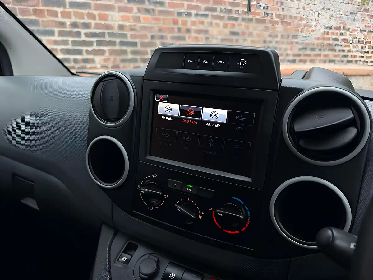 Used 2015 Citroen Berlingo 625 Enterprise Grey - Interior and Exterior details 13