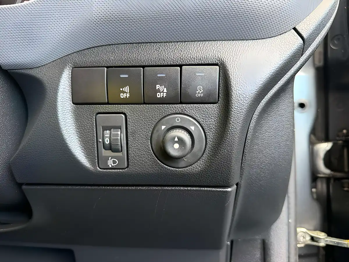 Used 2015 Citroen Berlingo 625 Enterprise Grey - Interior and Exterior details 15