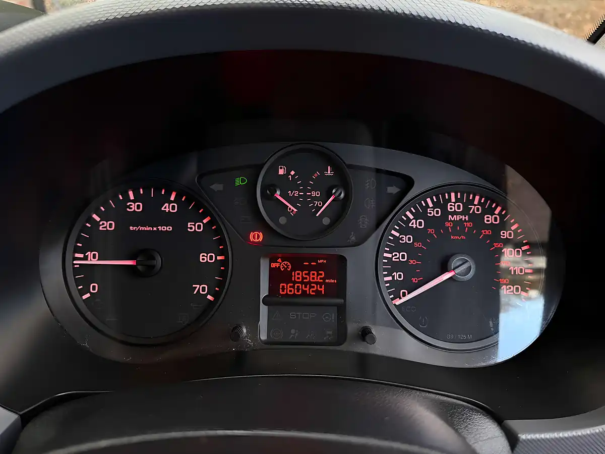 Used 2015 Citroen Berlingo 625 Enterprise Grey - Interior and Exterior details 16