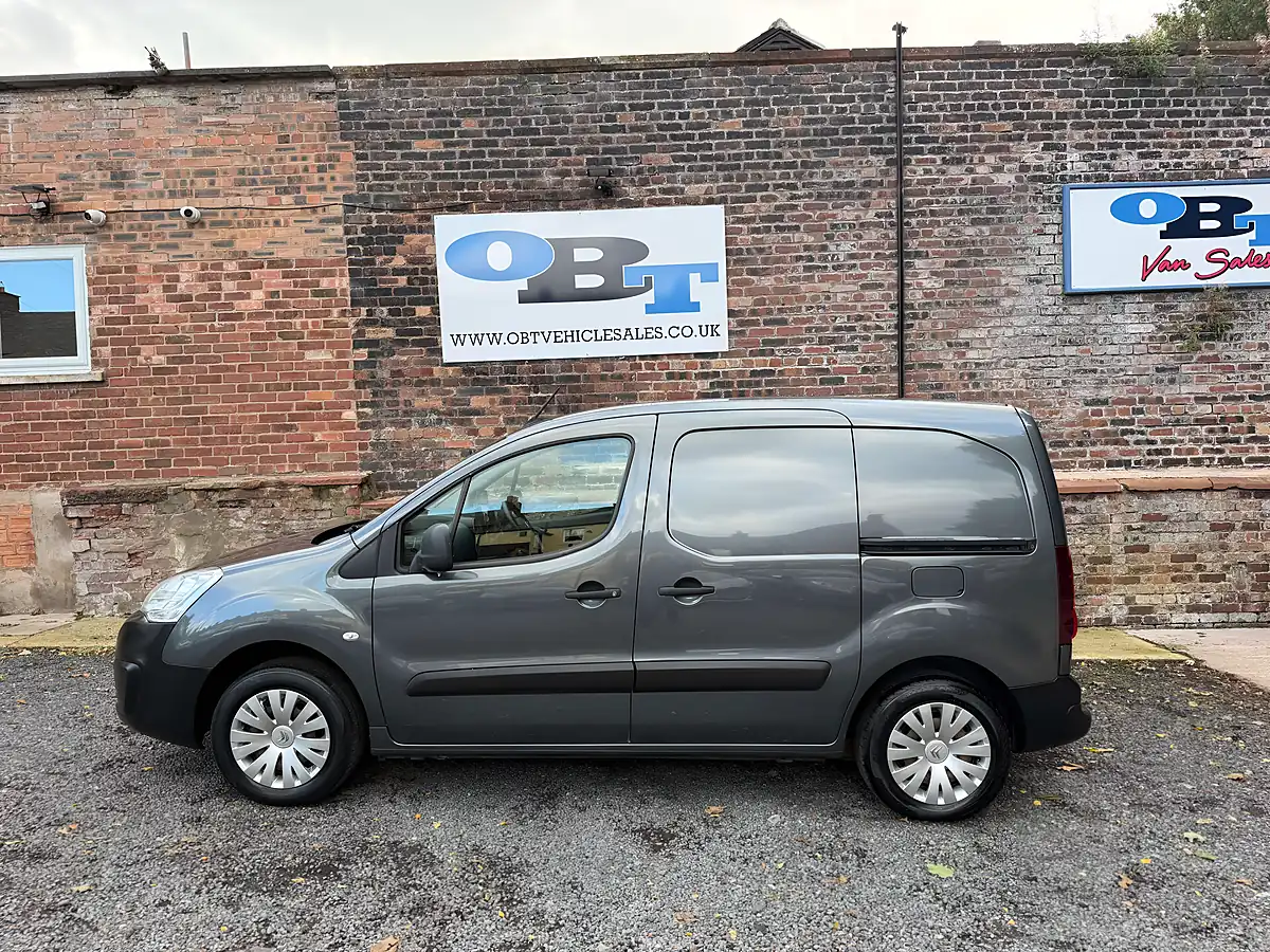 Used 2015 Citroen Berlingo 625 Enterprise Grey - Interior and Exterior details 5