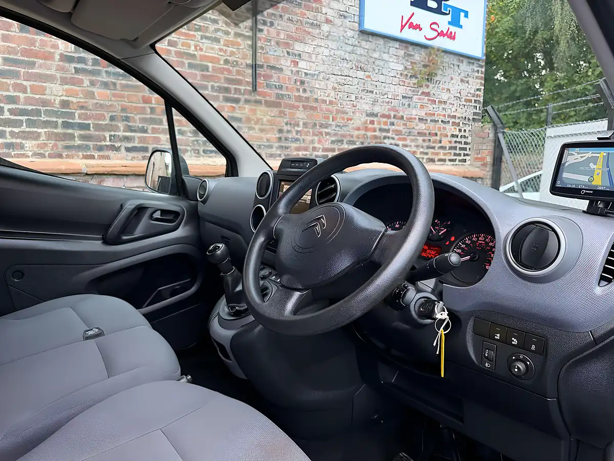 Used 2015 Citroen Berlingo 625 Enterprise Grey - Interior and Exterior details 8