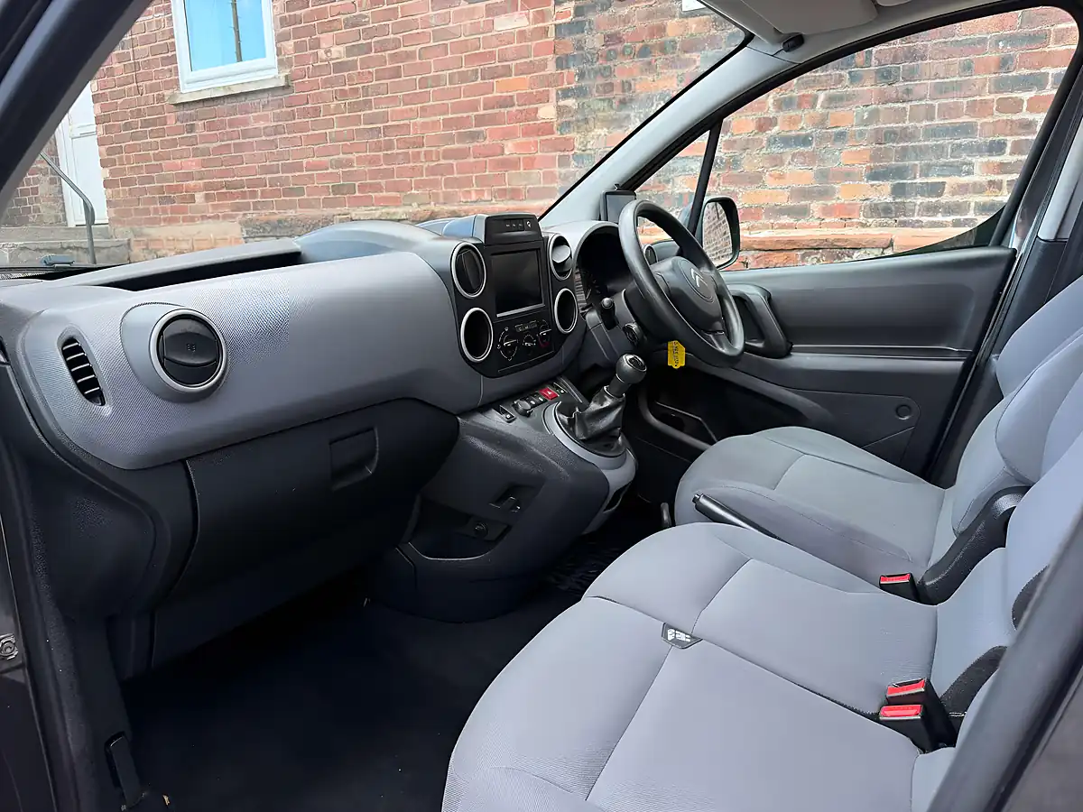 Used 2015 Citroen Berlingo 625 Enterprise Grey - Interior and Exterior details 9