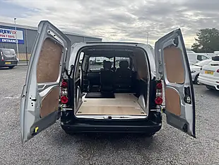 Used 2015 Citroen Berlingo 625 Enterprise L1 Silver - Interior and Exterior details 16
