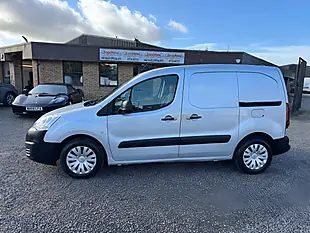 Used 2015 Citroen Berlingo 625 Enterprise L1 Silver - Interior and Exterior details 8