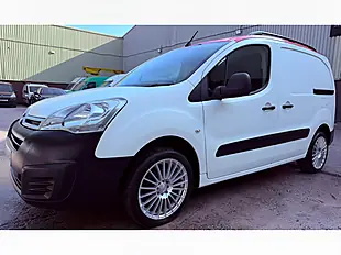 Used 2015 Citroen Berlingo 625 Enterprise White - Interior and Exterior details 12
