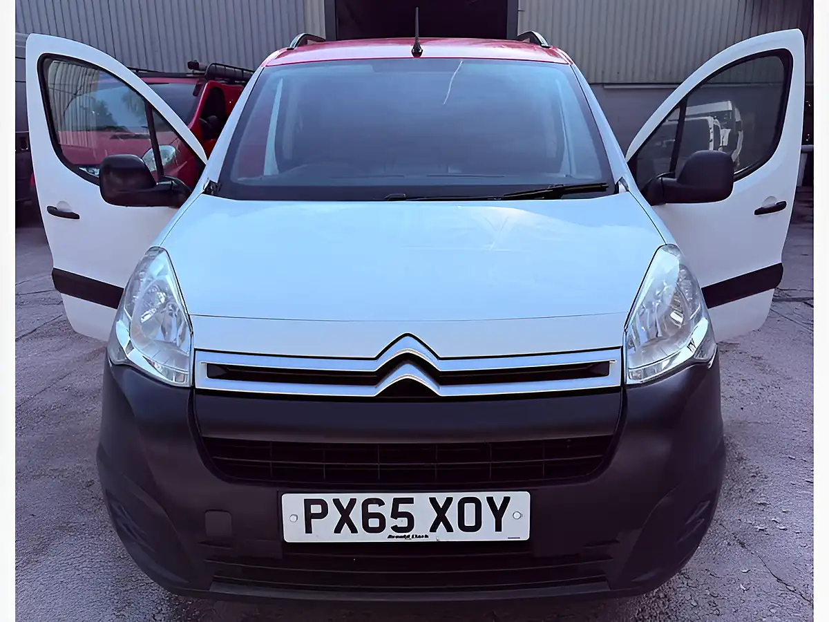 Used 2015 Citroen Berlingo 625 Enterprise White - Interior and Exterior details 13