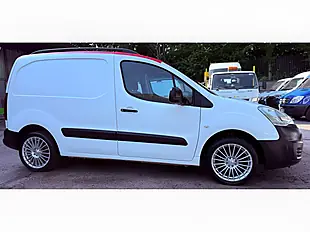 Used 2015 Citroen Berlingo 625 Enterprise White - Interior and Exterior details 6