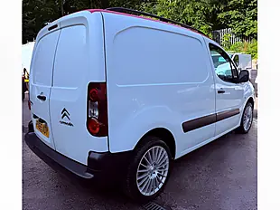 Used 2015 Citroen Berlingo 625 Enterprise White - Interior and Exterior details 9