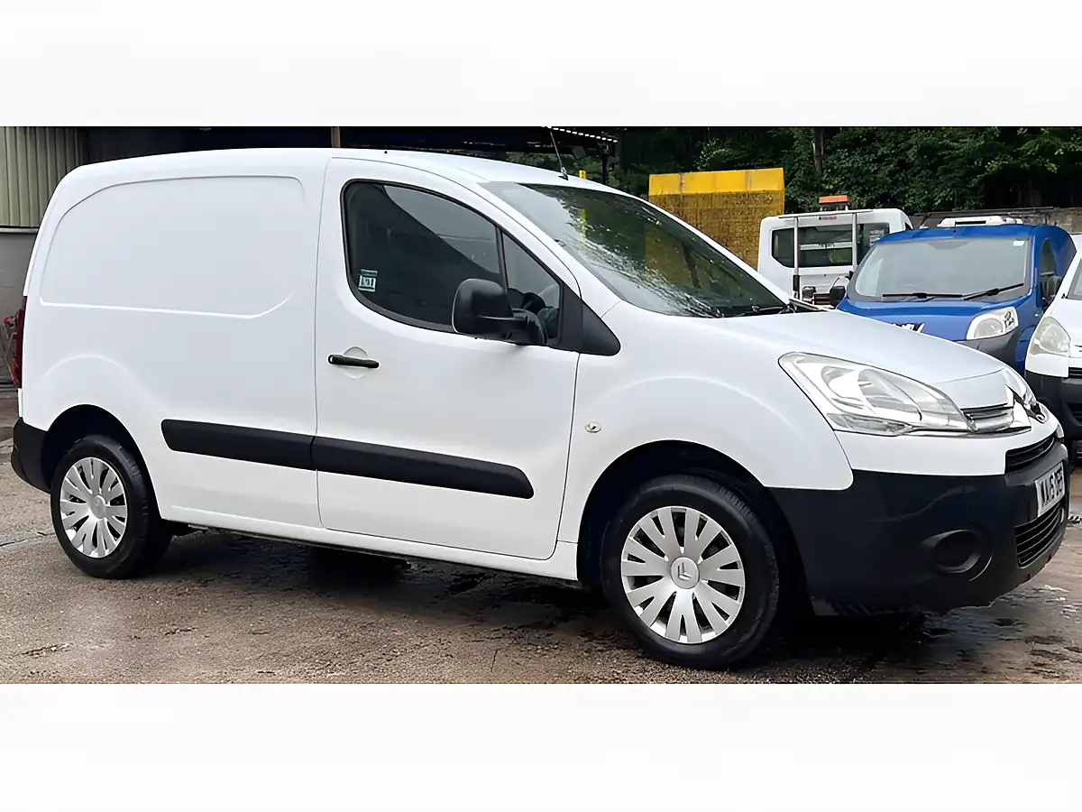 Used 2015 Citroen Berlingo Enterprise White - Interior and Exterior details 5