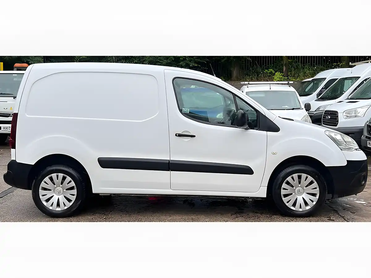 Used 2015 Citroen Berlingo Enterprise White - Interior and Exterior details 7