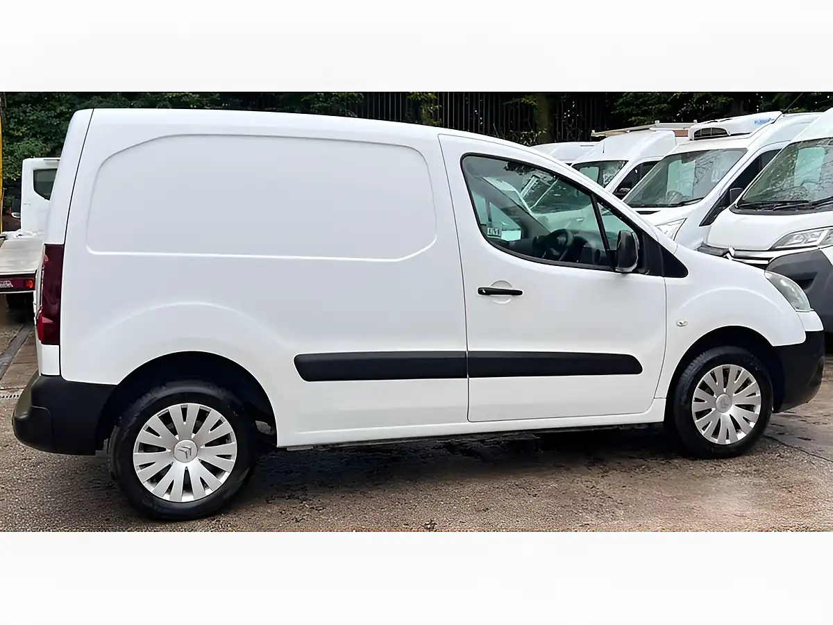 Used 2015 Citroen Berlingo Enterprise White - Interior and Exterior details 8