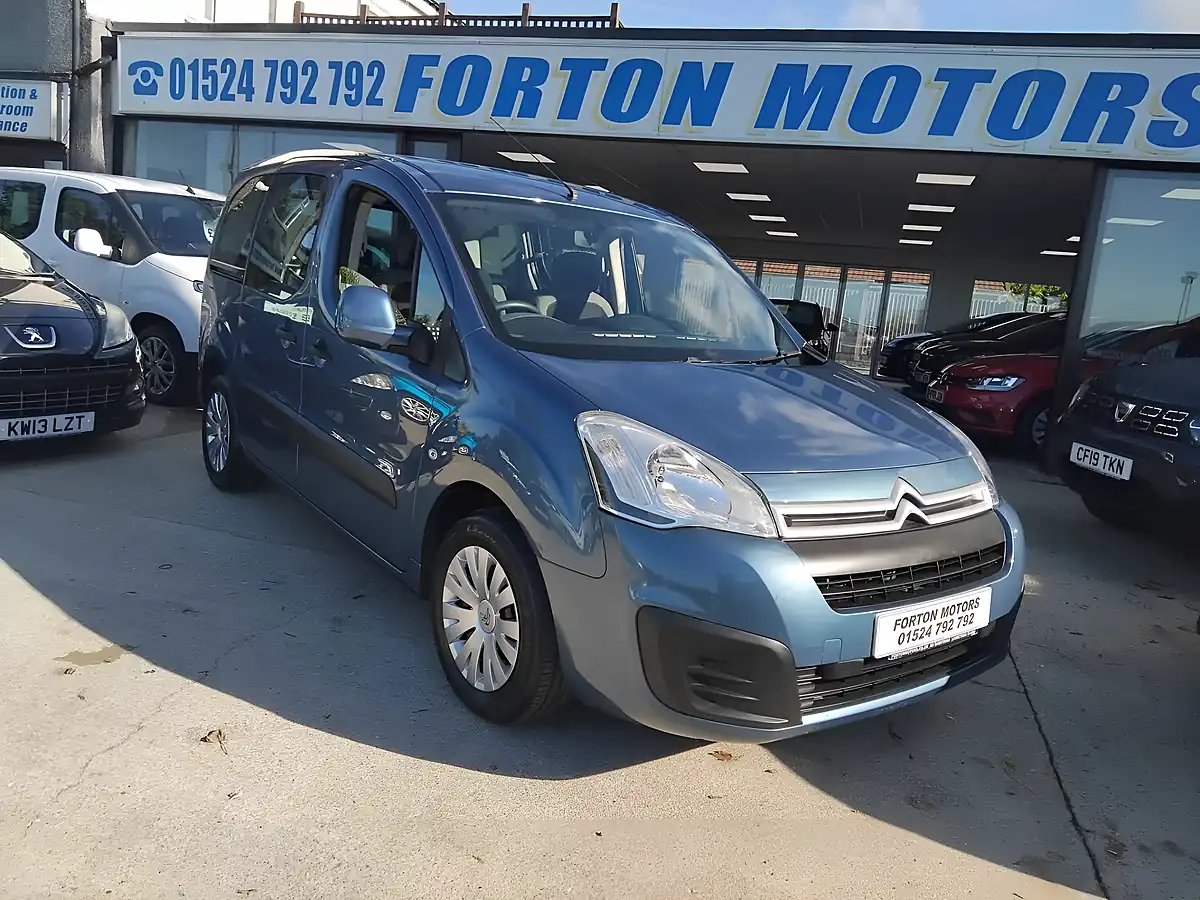 Used 2015 Citroen Berlingo Multispace Feel Blue - Interior and Exterior details 2