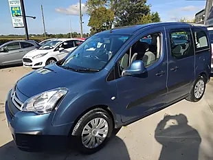 Used 2015 Citroen Berlingo Multispace Feel Blue - Interior and Exterior details 4