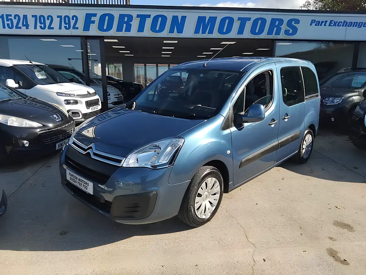 Used 2015 Citroen Berlingo Multispace Feel Blue - Interior and Exterior details 8