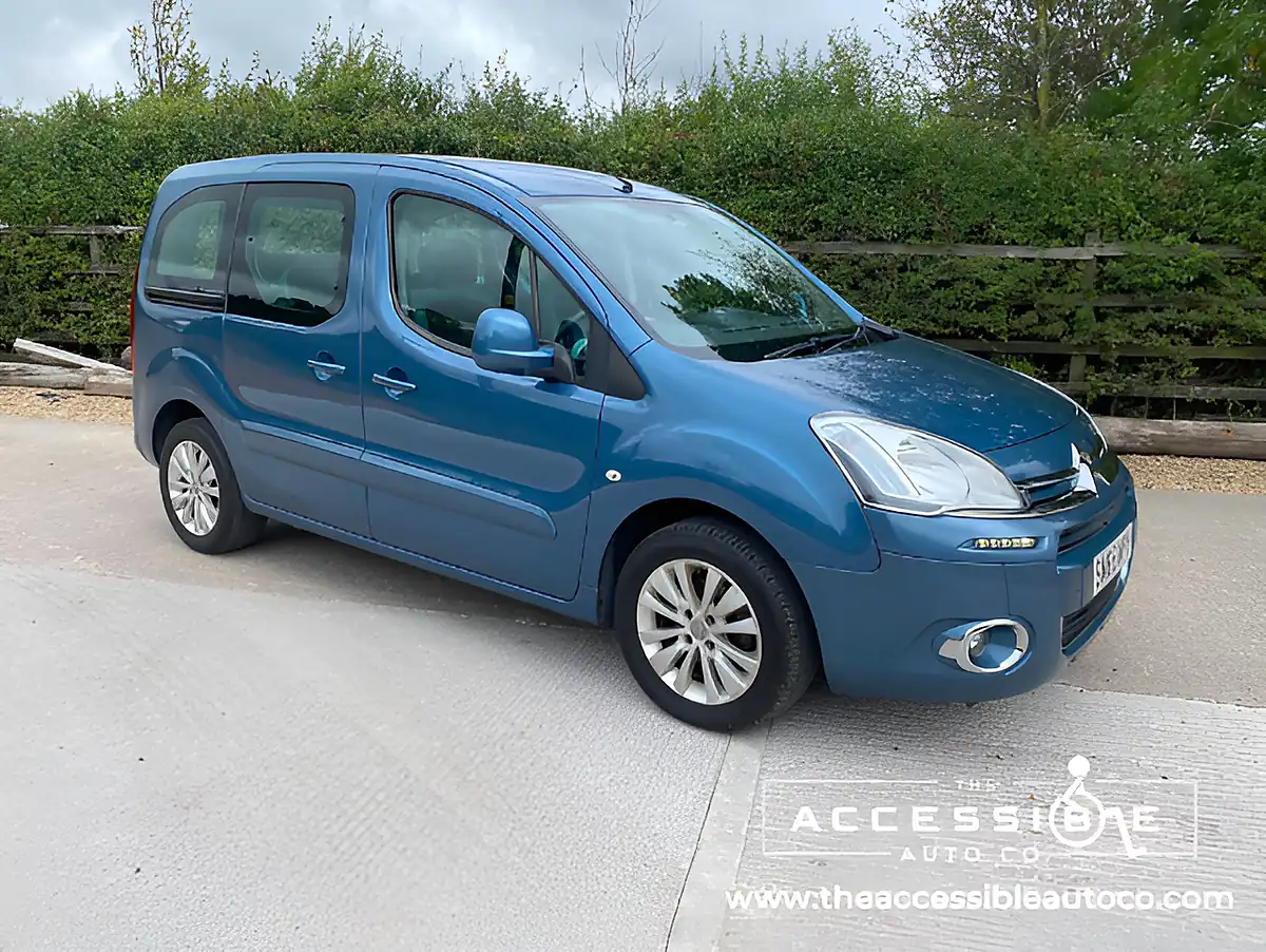 Used 2015 Citroen Berlingo Vtr Blue - Interior and Exterior details 3
