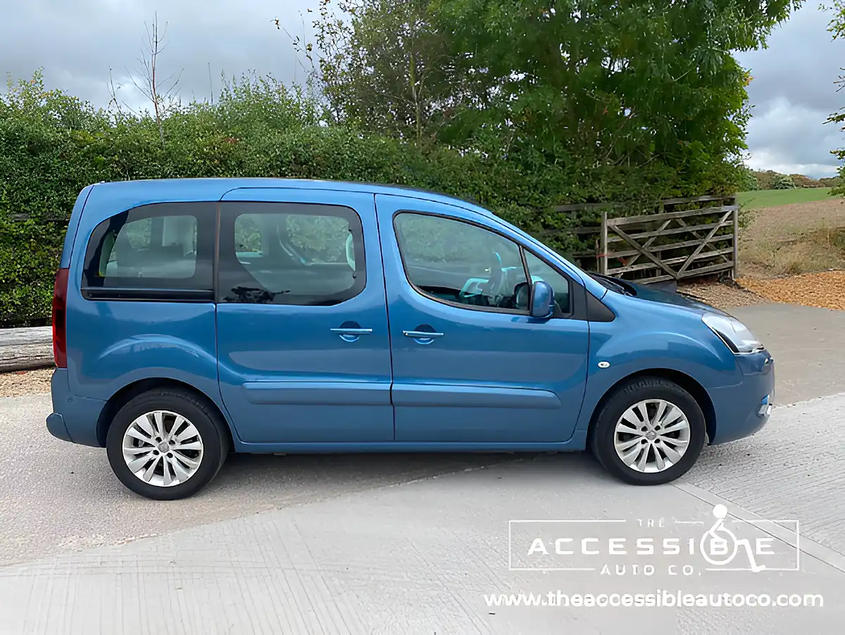 Used 2015 Citroen Berlingo Vtr Blue - Interior and Exterior details 5